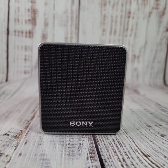 Sony 5 Speaker System SS-SRP700, SS-CNP700, SS-MSP700 surround system speakers - Picture 7 of 16